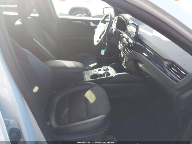 Продажа на аукционе авто 2025 Ford Escape St-line Select, vin: 1FMCU9NA5SUB30967, номер лота: 46257141