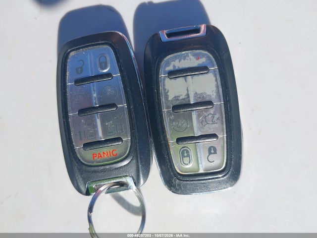 2018 Chrysler Pacifica Touring L მანქანა იყიდება აუქციონზე, vin: 2C4RC1BG5JR234706, აუქციონის ნომერი: 46257203