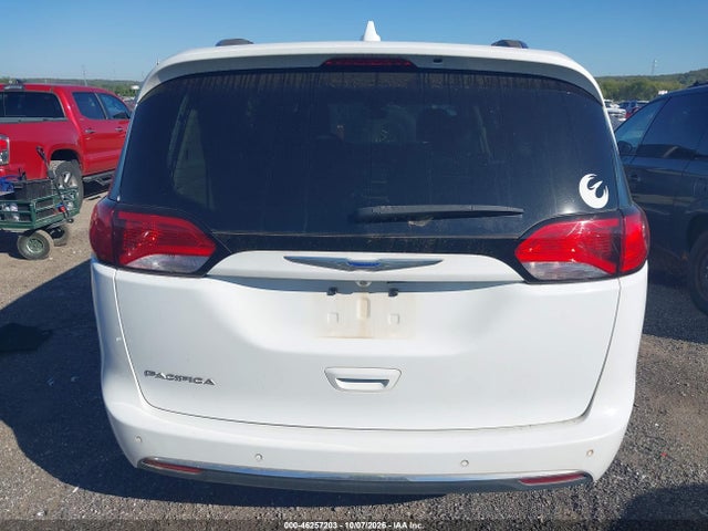 2018 Chrysler Pacifica Touring L მანქანა იყიდება აუქციონზე, vin: 2C4RC1BG5JR234706, აუქციონის ნომერი: 46257203