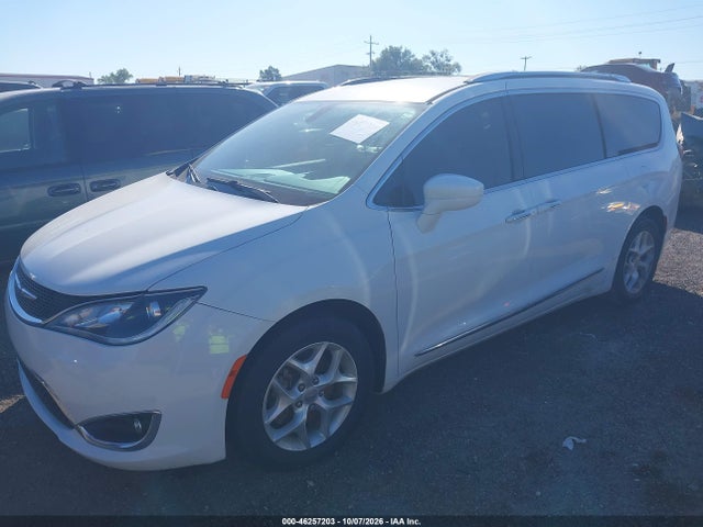 2018 Chrysler Pacifica Touring L მანქანა იყიდება აუქციონზე, vin: 2C4RC1BG5JR234706, აუქციონის ნომერი: 46257203