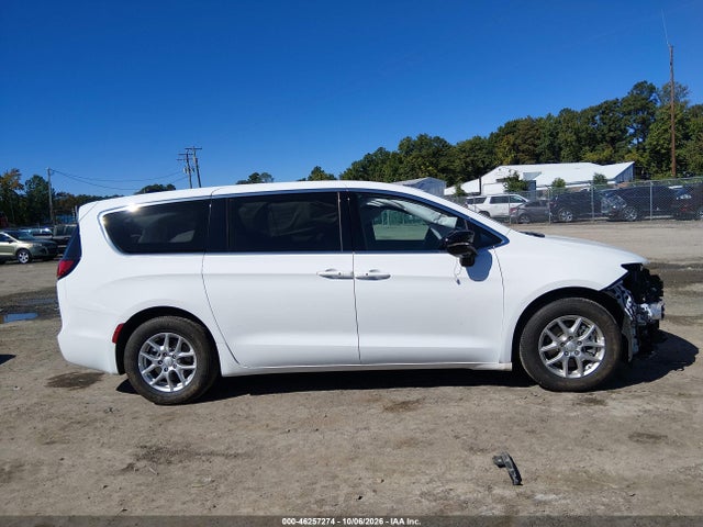 Продажа на аукционе авто 2027 Chrysler Pacifica, vin: 2C4RC1BG8VR579511, номер лота: 46257274