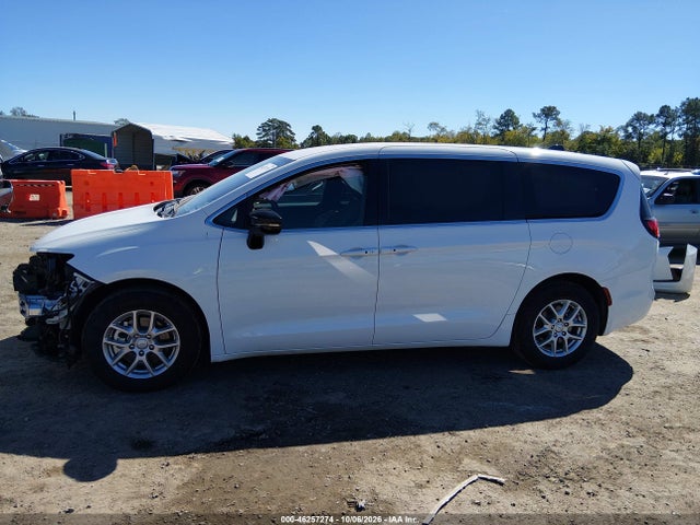 Продажа на аукционе авто 2027 Chrysler Pacifica, vin: 2C4RC1BG8VR579511, номер лота: 46257274