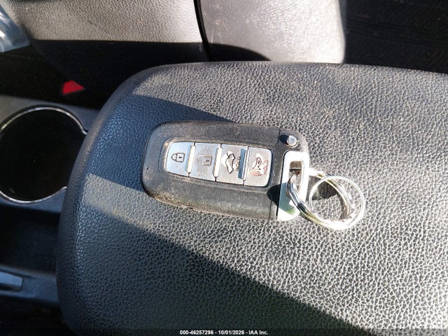 Продаж на аукціоні авто 2013 Hyundai Elantra Se, vin: KMHDH6AE9DU012469, номер лоту: 46257296