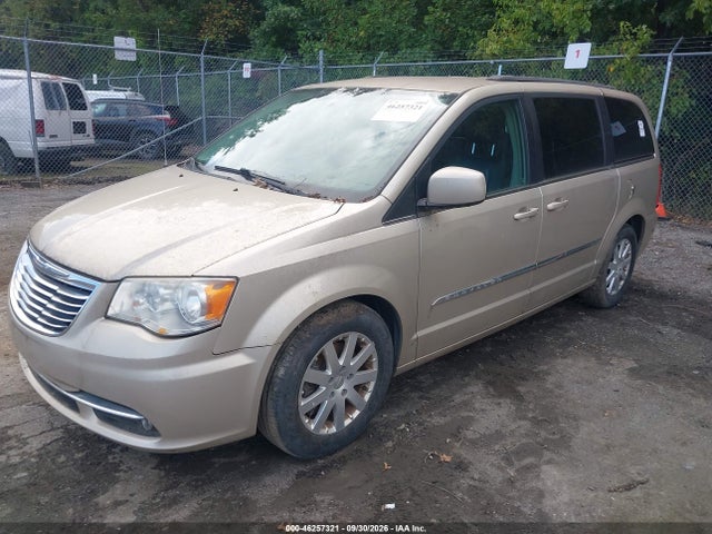 46257321 :رقم المزاد ، 2C4RC1BG6FR587897 vin ، 2015 Chrysler Town & Country Touring مزاد بيع