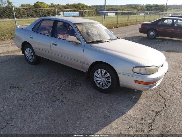 1994 Toyota Camry Le მანქანა იყიდება აუქციონზე, vin: 4T1GK12E2RU855470, აუქციონის ნომერი: 46257336