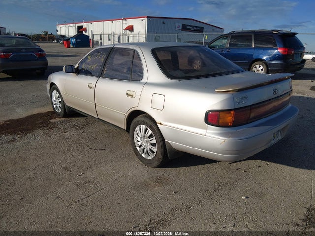 1994 Toyota Camry Le მანქანა იყიდება აუქციონზე, vin: 4T1GK12E2RU855470, აუქციონის ნომერი: 46257336