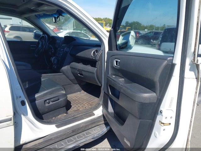 Продажа на аукционе авто 2012 Honda Pilot Touring, vin: 5FNYF3H98CB008410, номер лота: 46257494