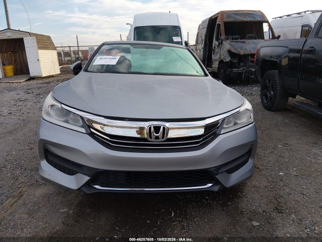 Продаж на аукціоні авто 2017 Honda Accord Lx, vin: 1HGCR2F38HA019175, номер лоту: 46257608