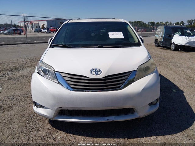46257623 :رقم المزاد ، 5TDYK3DC1BS154509 vin ، 2011 Toyota Sienna Xle V6 مزاد بيع