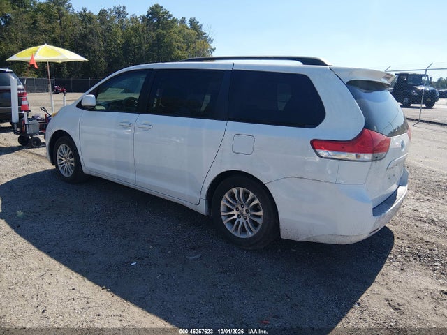 46257623 :رقم المزاد ، 5TDYK3DC1BS154509 vin ، 2011 Toyota Sienna Xle V6 مزاد بيع
