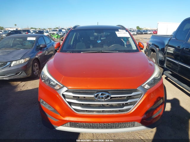 2017 Hyundai Tucson Value მანქანა იყიდება აუქციონზე, vin: KM8J33A20HU556337, აუქციონის ნომერი: 46257663