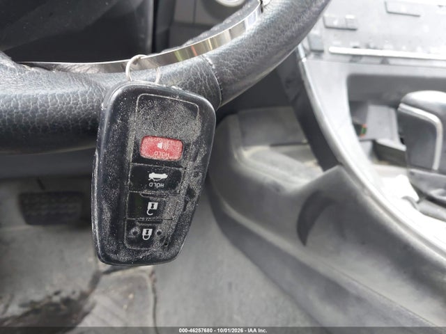 46257680 :رقم المزاد ، 4T1A21FB4LU012884 vin ، 2020 Toyota Avalon Hybrid Xle مزاد بيع