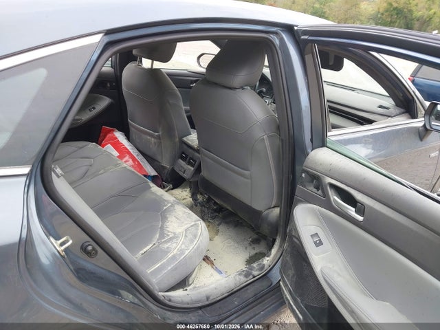 46257680 :رقم المزاد ، 4T1A21FB4LU012884 vin ، 2020 Toyota Avalon Hybrid Xle مزاد بيع
