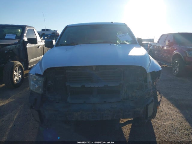 2018 Ram 1500 Express  4x2 6'4 Box მანქანა იყიდება აუქციონზე, vin: 3C6JR6AG9JG154395, აუქციონის ნომერი: 46257702