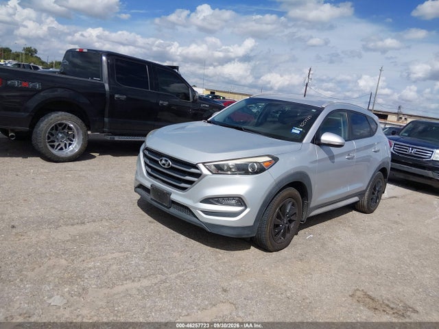 Продажа на аукционе авто 2017 Hyundai Tucson Se Plus, vin: KM8J33A43HU364167, номер лота: 46257723