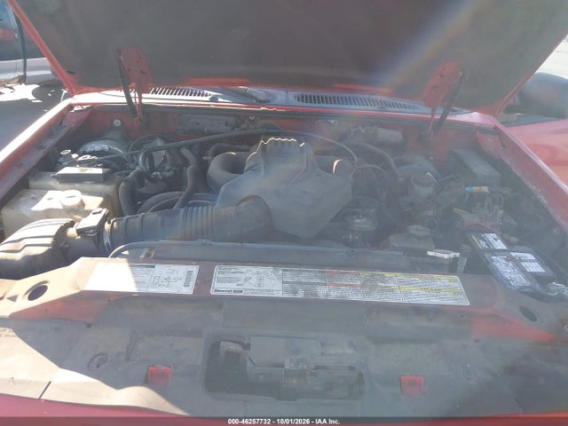 1999 Ford Explorer Sport მანქანა იყიდება აუქციონზე, vin: 1FMYU22E7XUB75484, აუქციონის ნომერი: 46257732