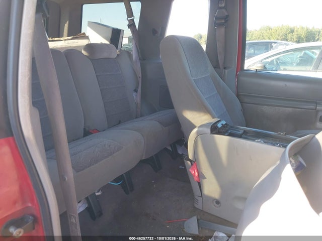 1999 Ford Explorer Sport მანქანა იყიდება აუქციონზე, vin: 1FMYU22E7XUB75484, აუქციონის ნომერი: 46257732