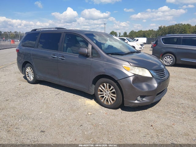 Продаж на аукціоні авто 2015 Toyota Sienna Xle Premium 8 Passenger, vin: 5TDYK3DC9FS674527, номер лоту: 46257750