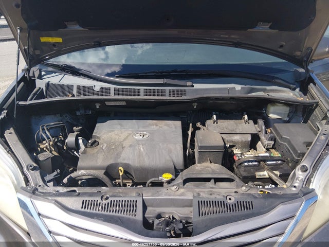 Aukcja sprzedaży 2015 Toyota Sienna Xle Premium 8 Passenger, vin: 5TDYK3DC9FS674527, numer aukcji: 46257750