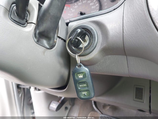 2002 Toyota Sequoia Limited V8 მანქანა იყიდება აუქციონზე, vin: 5TDBT48A12S131507, აუქციონის ნომერი: 46257797