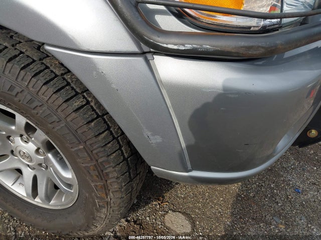 2002 Toyota Sequoia Limited V8 მანქანა იყიდება აუქციონზე, vin: 5TDBT48A12S131507, აუქციონის ნომერი: 46257797