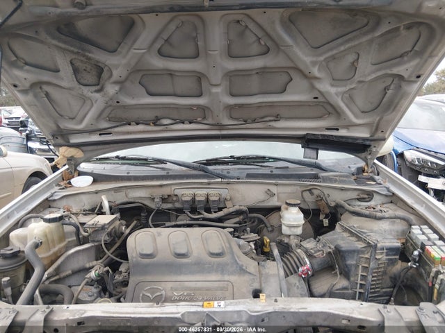 46257831 :رقم المزاد ، 4F2YZ04185KM65875 vin ، 2005 Mazda Tribute S مزاد بيع