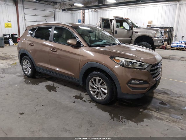 2016 Hyundai Tucson Se მანქანა იყიდება აუქციონზე, vin: KM8J3CA42GU157655, აუქციონის ნომერი: 46257863