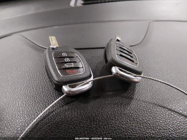 2016 Hyundai Tucson Se მანქანა იყიდება აუქციონზე, vin: KM8J3CA42GU157655, აუქციონის ნომერი: 46257863