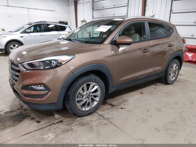 2016 Hyundai Tucson Se მანქანა იყიდება აუქციონზე, vin: KM8J3CA42GU157655, აუქციონის ნომერი: 46257863