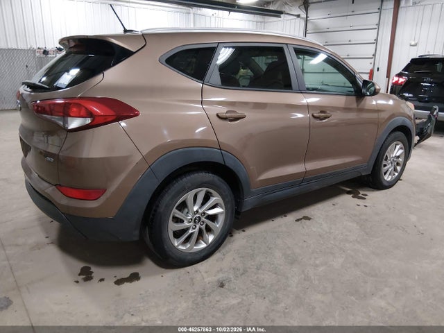 2016 Hyundai Tucson Se მანქანა იყიდება აუქციონზე, vin: KM8J3CA42GU157655, აუქციონის ნომერი: 46257863