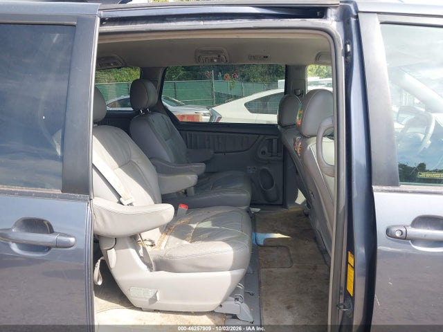 46257909 :رقم المزاد ، 5TDZK22C77S059526 vin ، 2007 Toyota Sienna Xle مزاد بيع