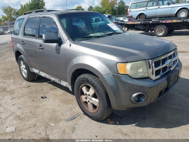 46258015 :رقم المزاد ، 1FMCU027X9KC47373 vin ، 2009 Ford Escape Xls/xls Manual مزاد بيع