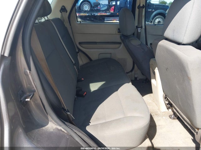 2009 Ford Escape Xls/xls Manual მანქანა იყიდება აუქციონზე, vin: 1FMCU027X9KC47373, აუქციონის ნომერი: 46258015