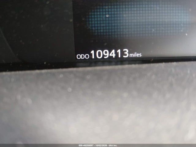 46258097 :رقم المزاد ، JTDKARFU1G3523654 vin ، 2016 Toyota Prius Three Touring مزاد بيع