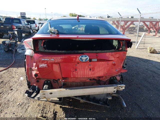 46258097 :رقم المزاد ، JTDKARFU1G3523654 vin ، 2016 Toyota Prius Three Touring مزاد بيع
