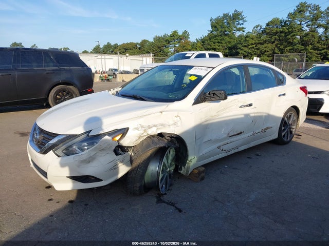 46258240 :رقم المزاد ، 1N4AL3AP8GN334742 vin ، 2016 Nissan Altima 2.5 Sr مزاد بيع