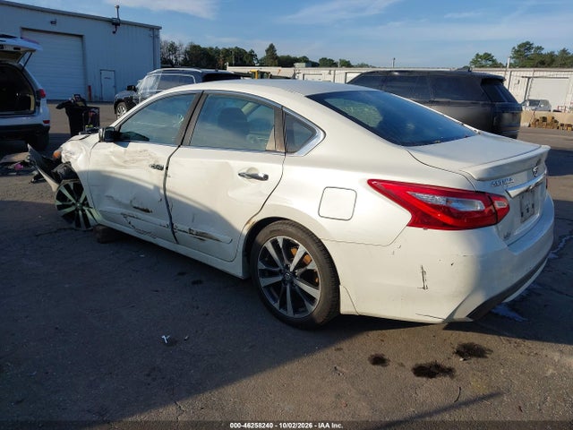 46258240 :رقم المزاد ، 1N4AL3AP8GN334742 vin ، 2016 Nissan Altima 2.5 Sr مزاد بيع