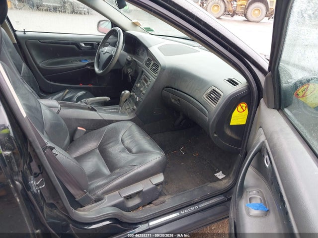 Aukcja sprzedaży 2002 Volvo S60 2.4, vin: YV1RS61R622120906, numer aukcji: 46258271