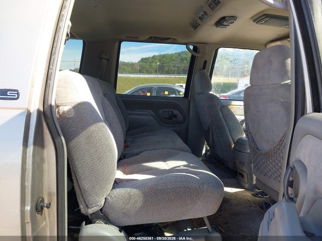 46258361 :رقم المزاد ، 3GNEC16R5WG115195 vin ، 1998 Chevrolet Suburban 1500 مزاد بيع