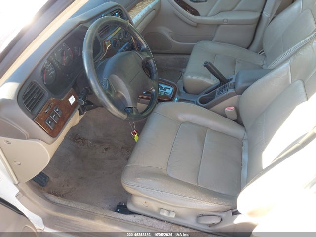 2001 Subaru Outback Limited მანქანა იყიდება აუქციონზე, vin: 4S3BH686617603007, აუქციონის ნომერი: 46258383