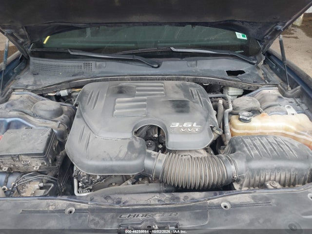 46258664 :رقم المزاد ، 2C3CDXBG6FH771365 vin ، 2015 Dodge Charger Se مزاد بيع