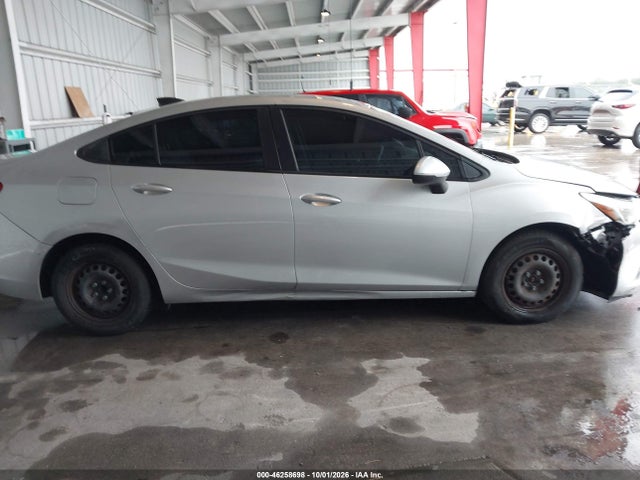 Продажа на аукционе авто 2017 Chevrolet Cruze Ls Auto, vin: 1G1BC5SM9H7131775, номер лота: 46258698