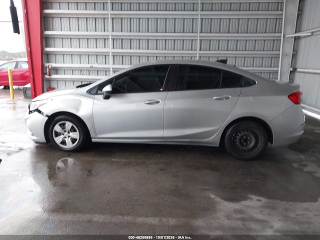 Продажа на аукционе авто 2017 Chevrolet Cruze Ls Auto, vin: 1G1BC5SM9H7131775, номер лота: 46258698