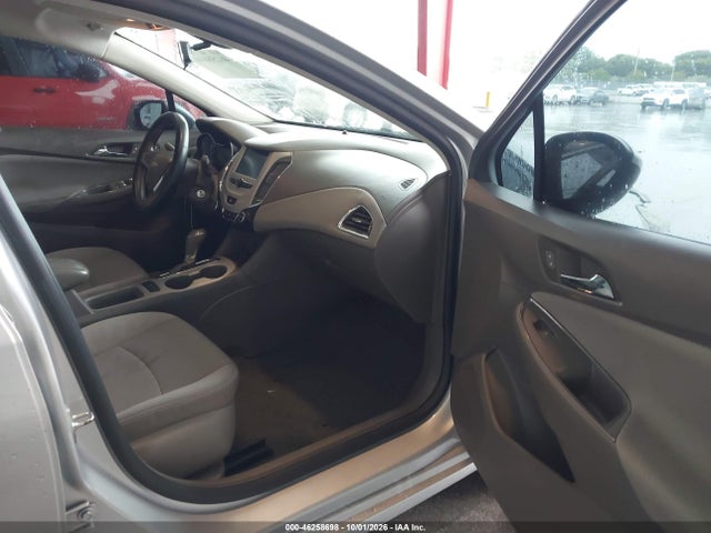 Продажа на аукционе авто 2017 Chevrolet Cruze Ls Auto, vin: 1G1BC5SM9H7131775, номер лота: 46258698
