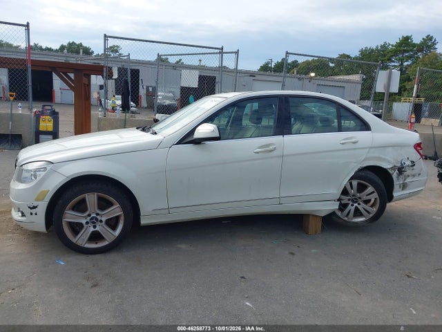 46258773 :رقم المزاد ، WDDGF81X29F229917 vin ، 2009 Mercedes-benz C 300 Luxury 4matic/sport 4matic مزاد بيع