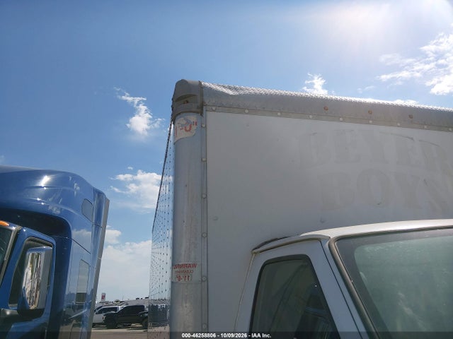 46258806 :رقم المزاد ، 1FDWE3FL1GDC12676 vin ، 2016 Ford E-350 Cutaway مزاد بيع