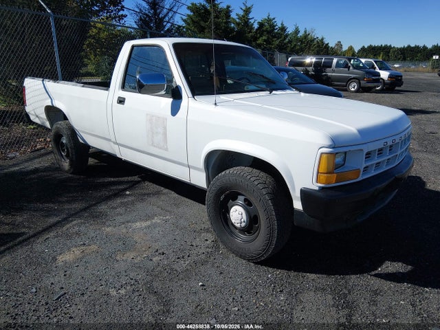 1992 Dodge Dakota მანქანა იყიდება აუქციონზე, vin: 1B7GG26X6NS585494, აუქციონის ნომერი: 46258838