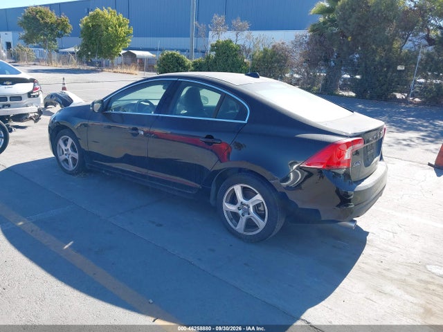 46258880 :رقم المزاد ، YV1612FS2D1218057 vin ، 2013 Volvo S60 T5 مزاد بيع