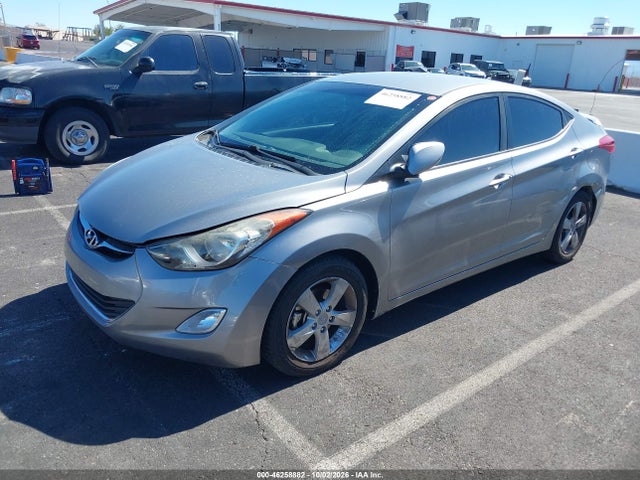 Продажа на аукционе авто 2013 Hyundai Elantra Gls, vin: KMHDH4AEXDU928579, номер лота: 46258882