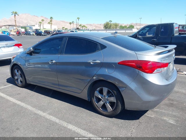 Продажа на аукционе авто 2013 Hyundai Elantra Gls, vin: KMHDH4AEXDU928579, номер лота: 46258882